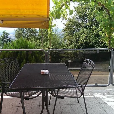 洪堡拉什民宿 Weitersburg