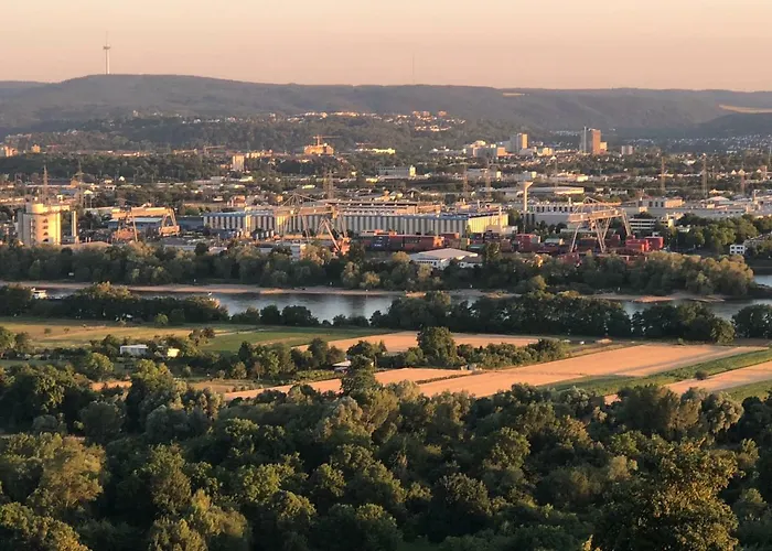 Δωμάτια σε οικογενειακή κατοικία Humboldtruh Weitersburg